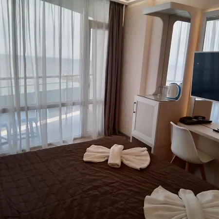 Sea View Triple S B Apartment