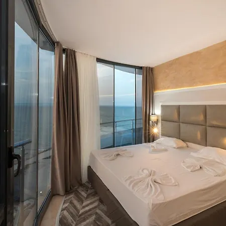 Sea View Triple S B Pomorie